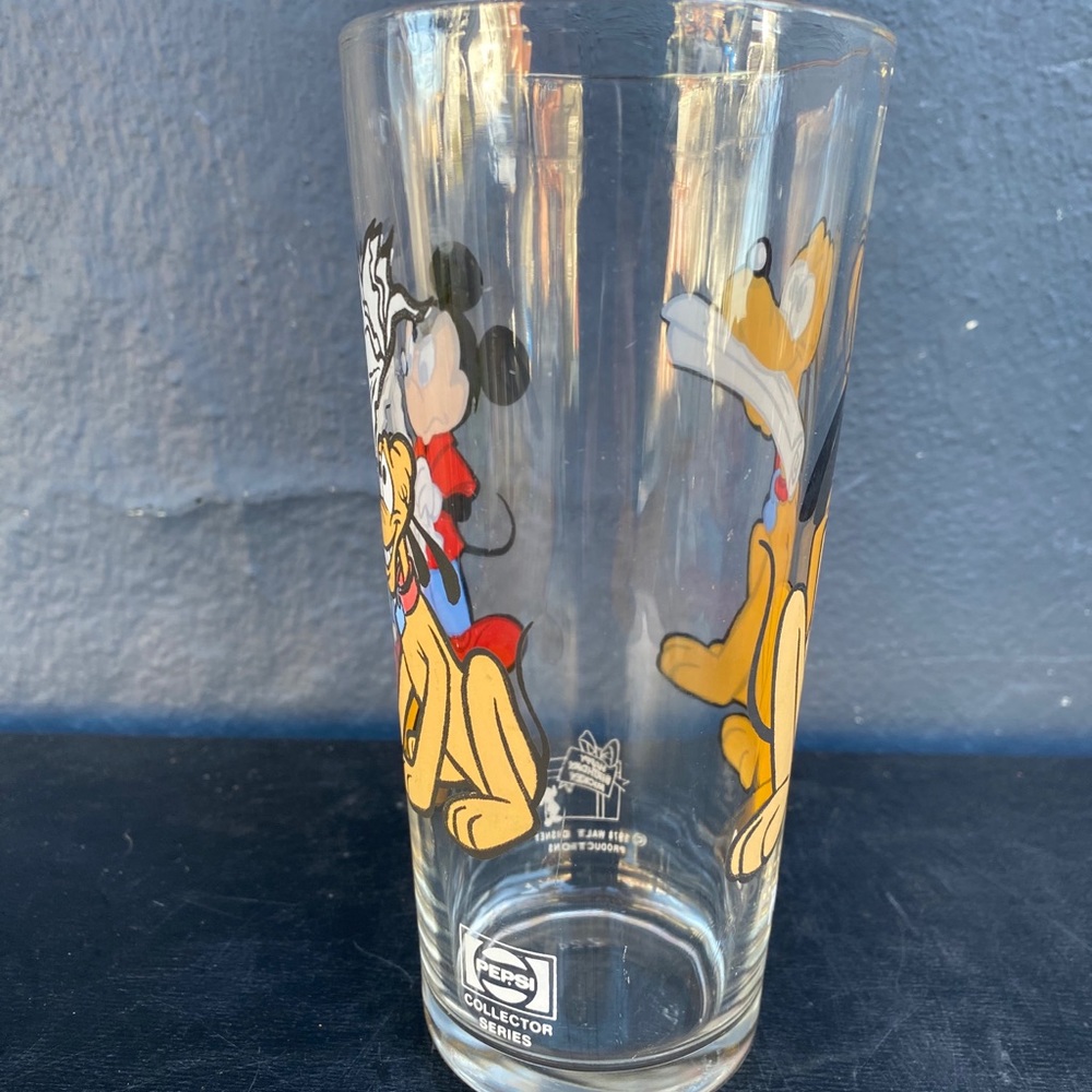1970s Pepsi Series Glass Disney Mickey Pluto - Picture 2 of 9